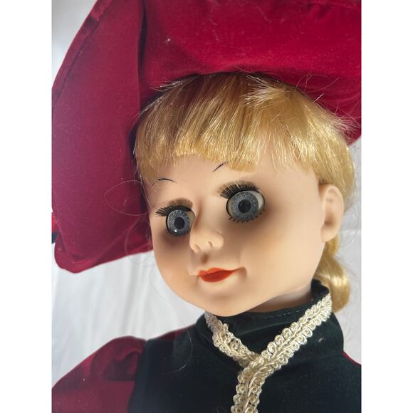 Victorian Animated Christmas Doll Musical Mam'Selle 90s Dynasty Holiday Classic - Picture 16 of 17